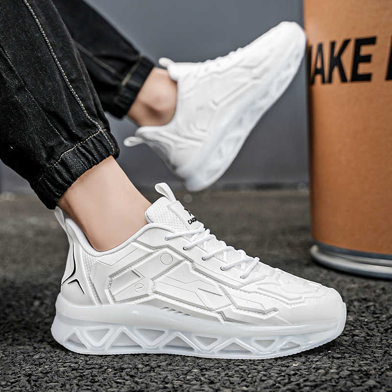 Women'S Shoes To Buy - Dikke zool zwarte en witte sneakers