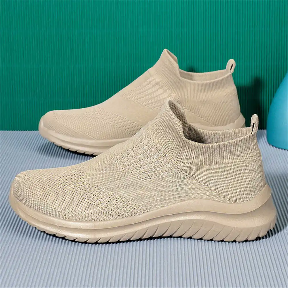Beige Zachte Nieuwe Nieuwighei - Women'S Shoes To Buy recensie en prijs