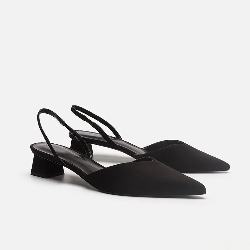 Dames Puntige Stretch Sandalen - Low Block Heel Pump recensie en prijs
