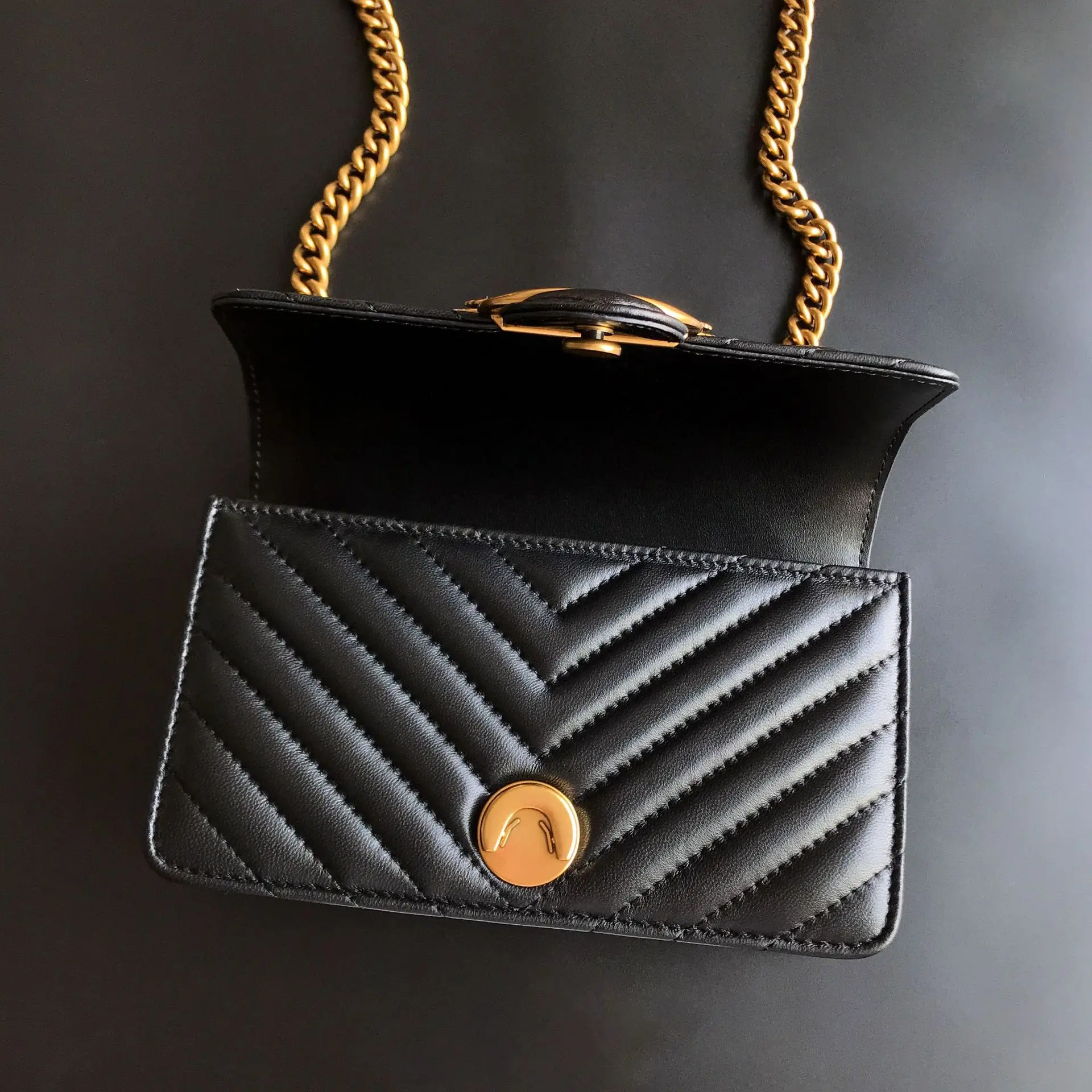 Gift Pinko Same Style V-patroo - Women'S Shoes Louis Vuitton recensie en prijs